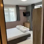 מלון Family Malibu 3*