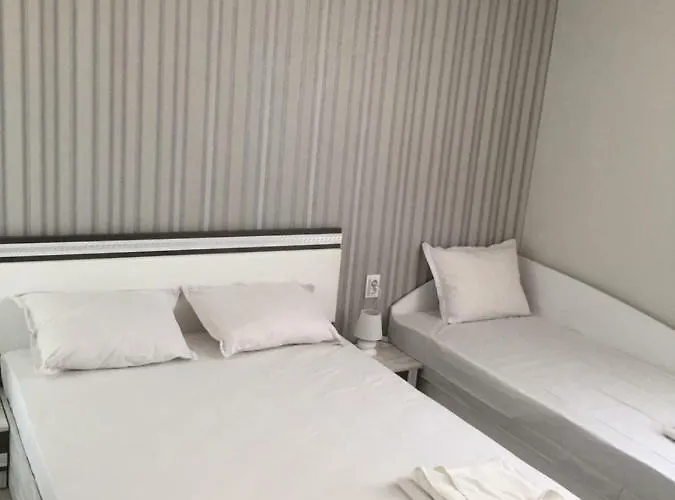 Family Malibu 酒店 3*