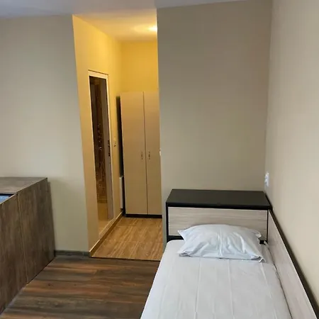 Family Malibu 切尔诺莫雷茨