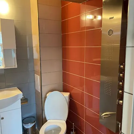 酒店 Family Malibu 3*