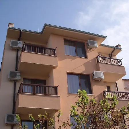 酒店 Family Malibu 3*